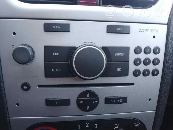 Opel Tigra B Radio/CD/DVD/GPS-pääyksikkö 