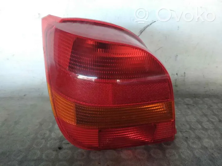 Ford Fiesta Lampa tylna 89FG13N004BA