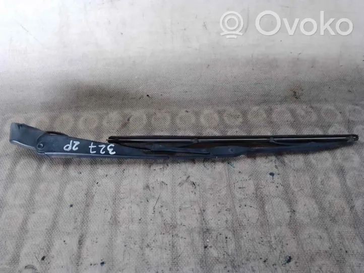 Ford Fusion Rear wiper blade arm 