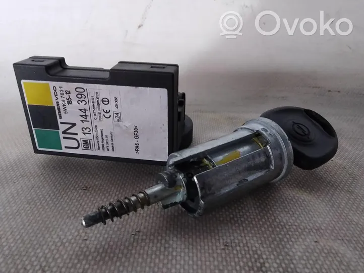 Opel Corsa C Imobilaizerio valdymo blokas 13144390