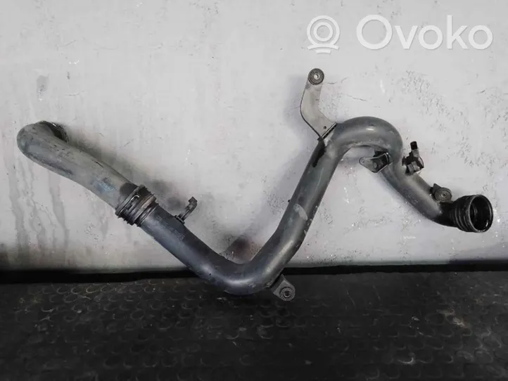 Volkswagen Golf V Tubo di riempimento dell’olio 1K0145770