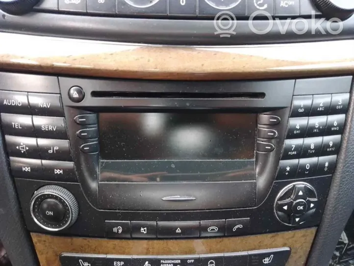 Mercedes-Benz E W211 GPS-navigaation ohjainlaite/moduuli 