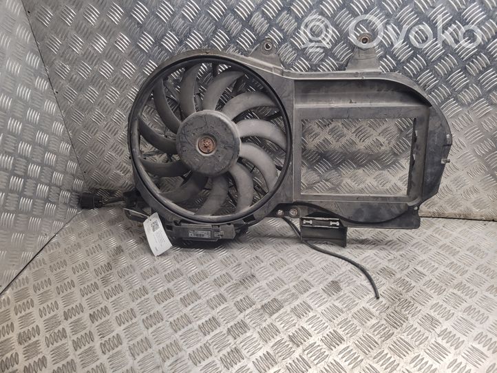 Audi A4 S4 B6 8E 8H Electric radiator cooling fan 8E0121205AA