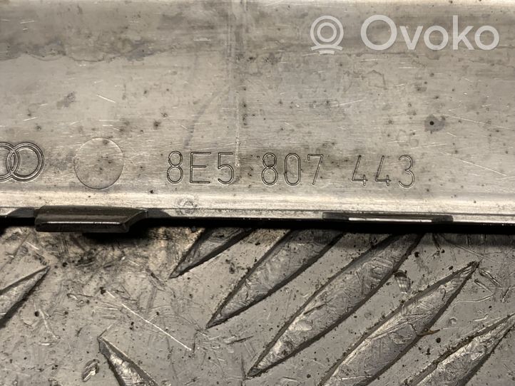 Audi A4 S4 B6 8E 8H Listwa zderzaka tylnego 8E5807443