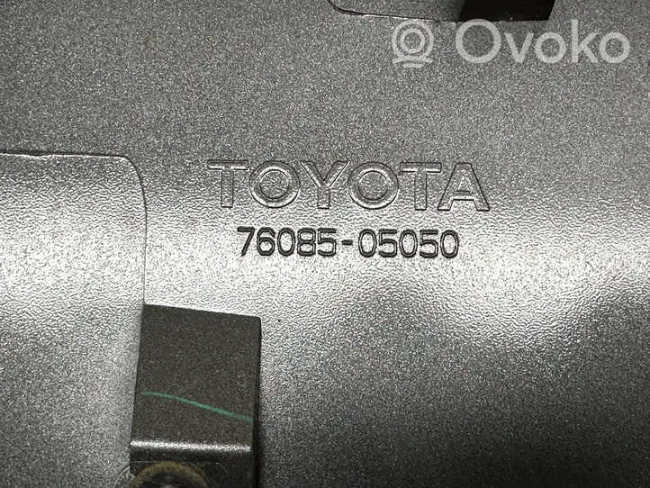 Toyota Avensis T250 Takaluukun/tavaratilan spoileri 7608505050