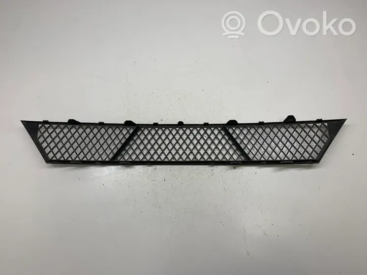 BMW 5 GT F07 Grille inférieure de pare-chocs avant 51117200729