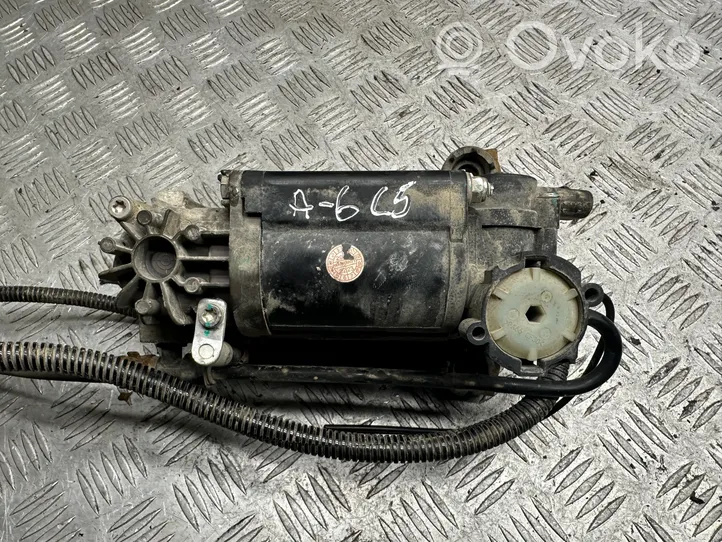 Audi A6 S6 C5 4B Air suspension compressor/pump 4Z01015200