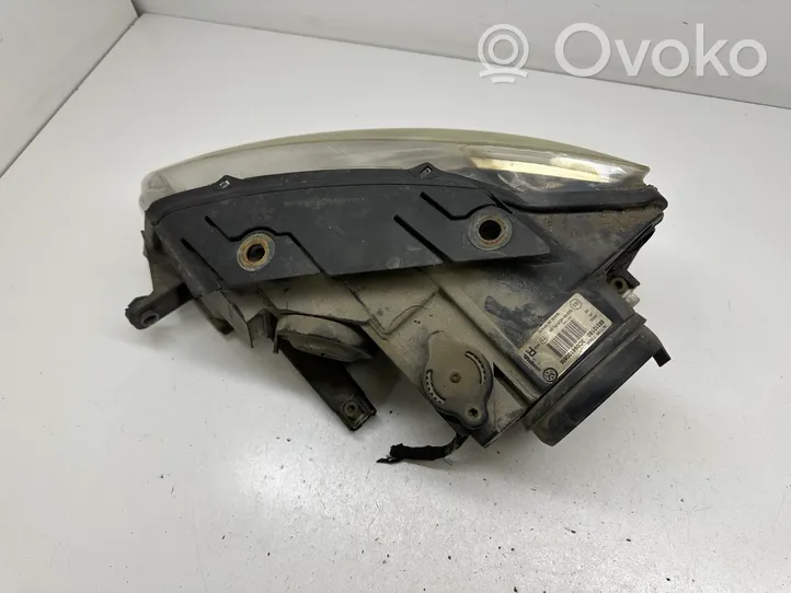 Volkswagen PASSAT B6 Headlight/headlamp 3C0941006M