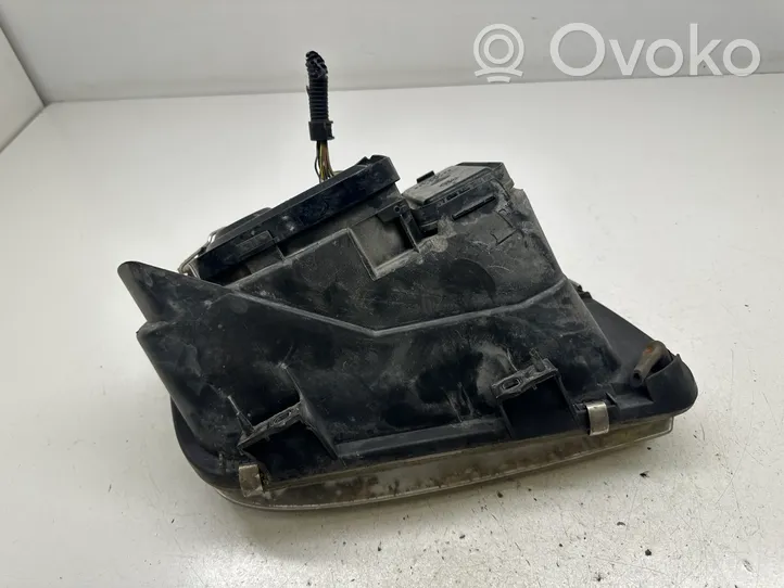 Volkswagen Bora Faro delantero/faro principal 96359700L