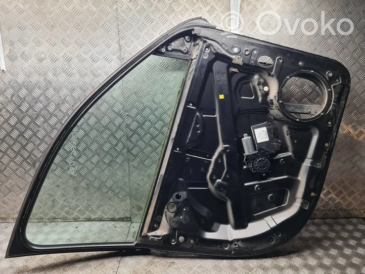 Volkswagen Touareg I Etuoven ikkunan nostin moottorilla 7L6837729