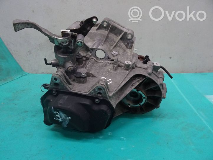 Volkswagen Polo IV 9N3 Scatola del cambio manuale a 5 velocità GKU