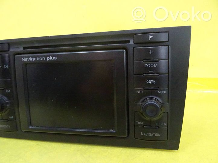 Audi A6 S6 C5 4B Panel / Radioodtwarzacz CD/DVD/GPS 4B0035192F
