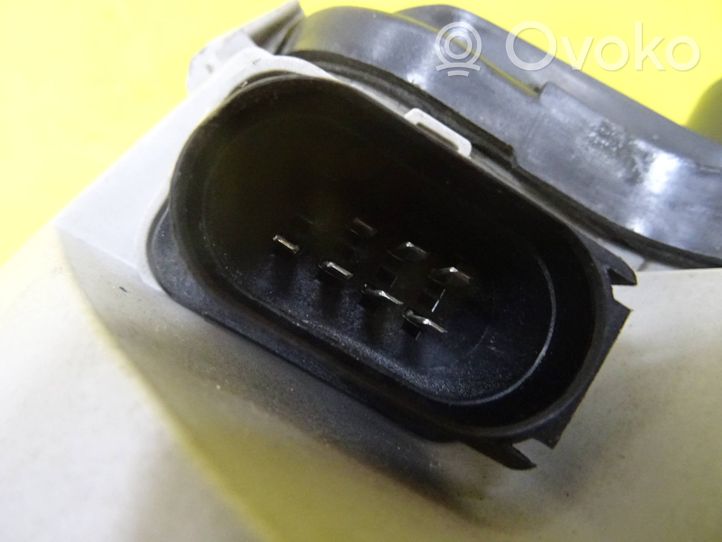 Volkswagen New Beetle Headlight/headlamp 0301163201