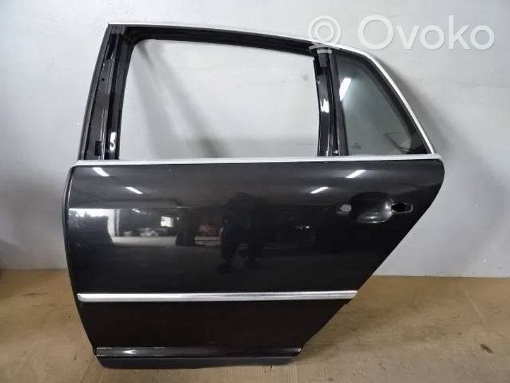 Volkswagen Phaeton Rear door 