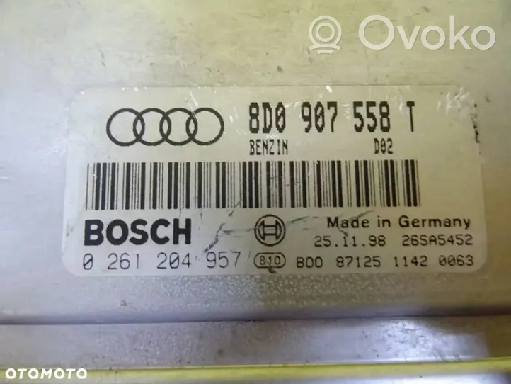 Audi A4 S4 B5 8D Sterownik / Moduł ECU 8D0907558T