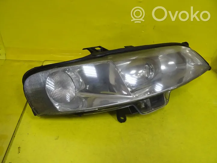 Opel Vectra B Lampa przednia 0301179272