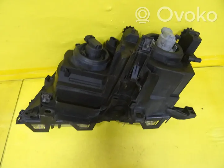 BMW 3 E46 Faro/fanale 6910956