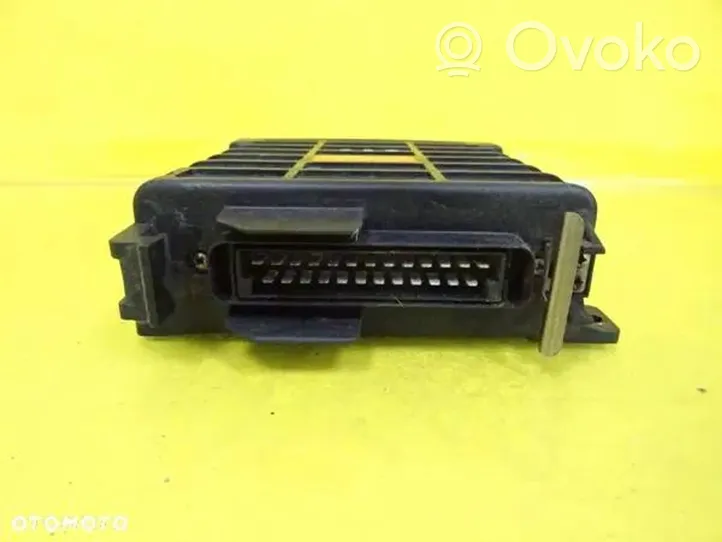 Volkswagen Golf II Sterownik / Moduł ECU 321906263B