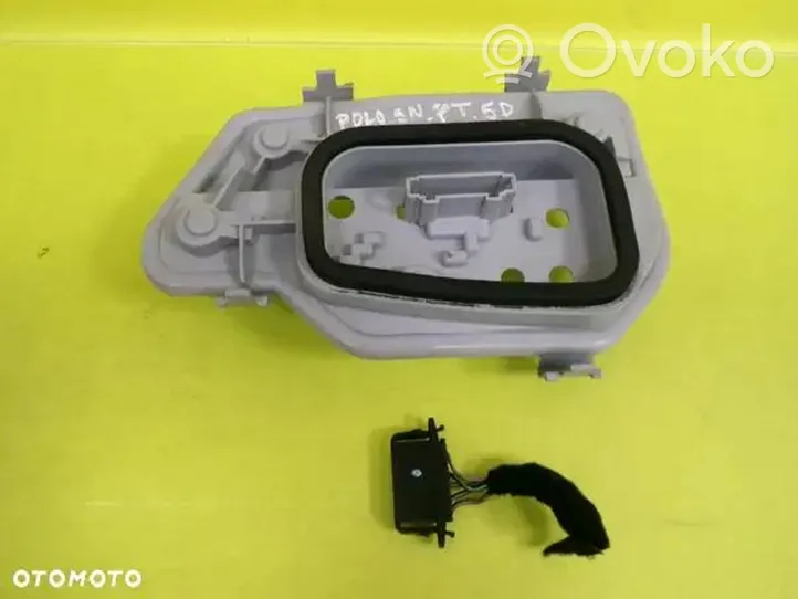 Volkswagen Polo IV 9N3 Porte ampoule de feu arrière 6Q6945258A