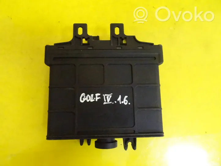 Volkswagen Golf IV Moottorin ohjainlaite/moduuli 01M927733EQ