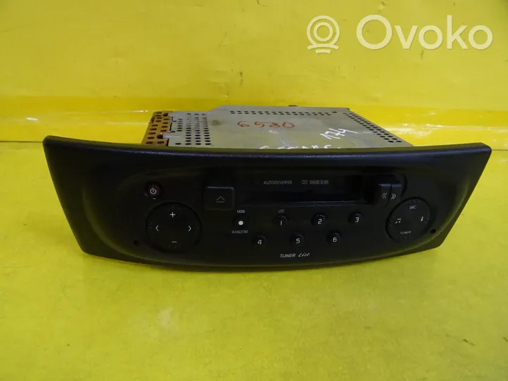 Renault Scenic I Radio/CD/DVD/GPS-pääyksikkö 7700434424