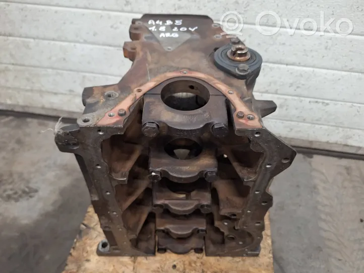 Audi A4 S4 B5 8D Bloc moteur ARG002539