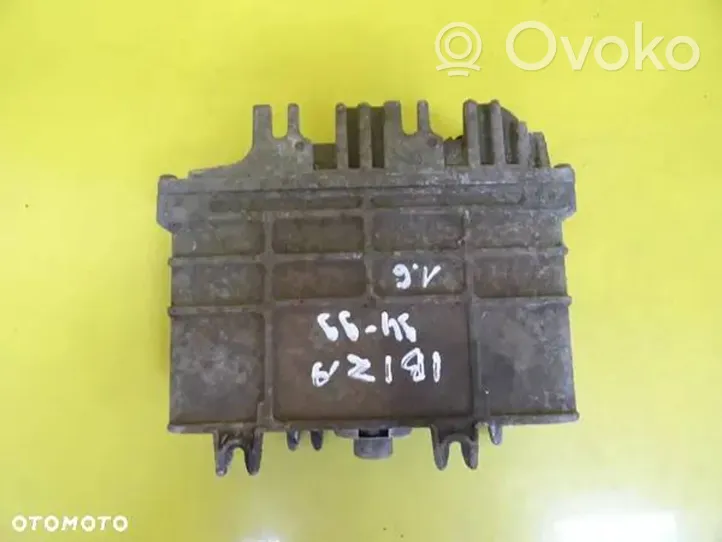 Seat Cordoba (6K) Calculateur moteur ECU 8A0907311J