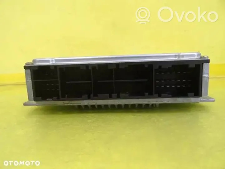 Alfa Romeo 166 Sterownik / Moduł ECU 0261204707