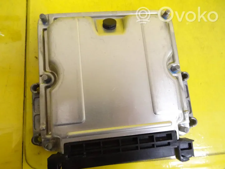 Peugeot 607 Calculateur moteur ECU 0281010567