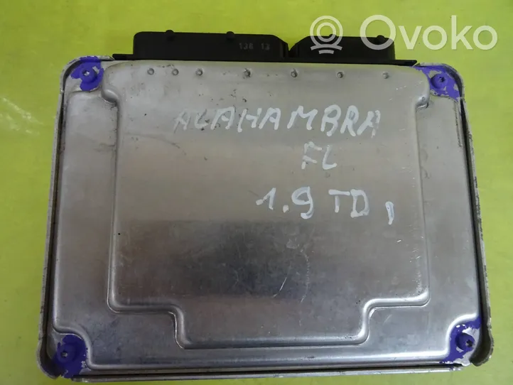 Volkswagen Sharan Calculateur moteur ECU 038906019NQ