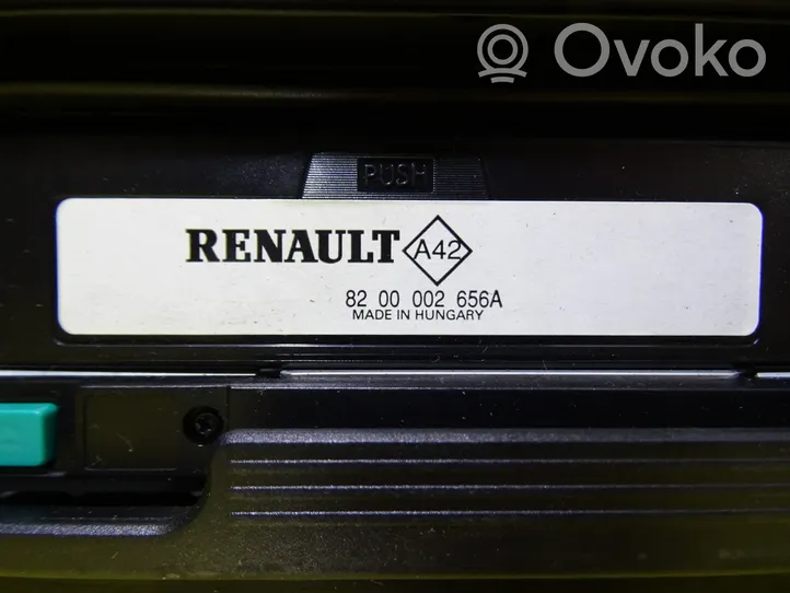 Renault Scenic II -  Grand scenic II CD/DVD keitiklis 8200002656A