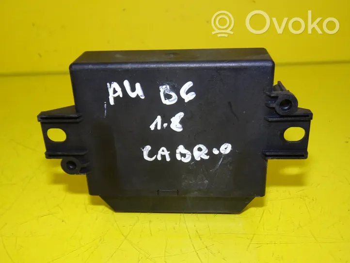 Audi A4 S4 B6 8E 8H Pysäköintitutkan (PCD) ohjainlaite/moduuli 8Z0919283A