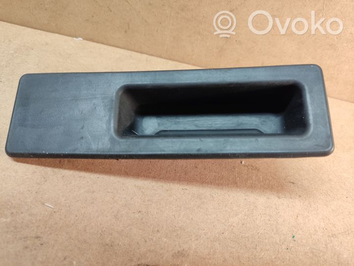 BMW 3 F30 F35 F31 Support extérieur, poignée de porte de hayon 7368752