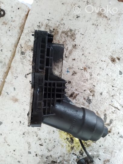 Toyota RAV 4 (XA40) Supporto di montaggio del filtro dell’olio 8507626