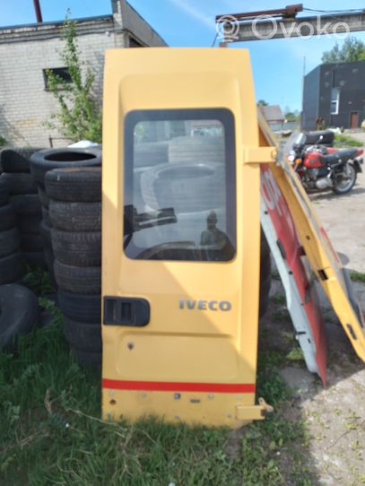 Iveco Daily 45 - 49.10 Szyba tylna 