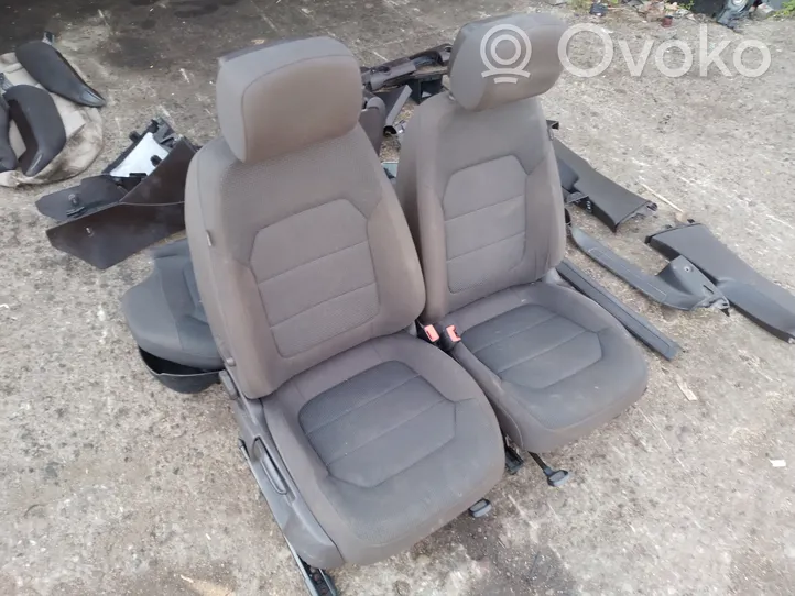 Volkswagen PASSAT B7 Interior set 