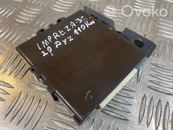 Subaru Impreza III Barošanas vadības bloks 88811AG030