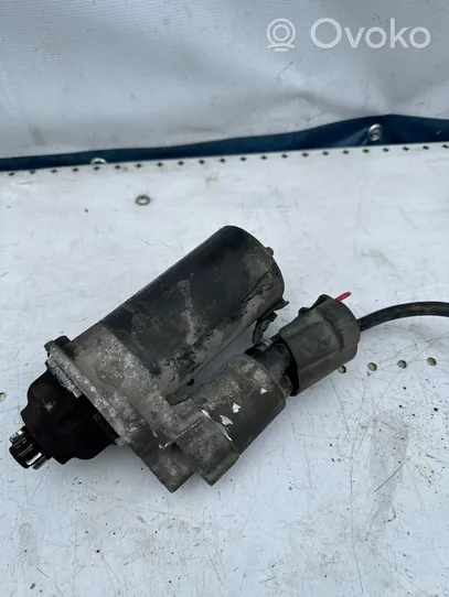 Volkswagen PASSAT B6 Starter motor 0001123012