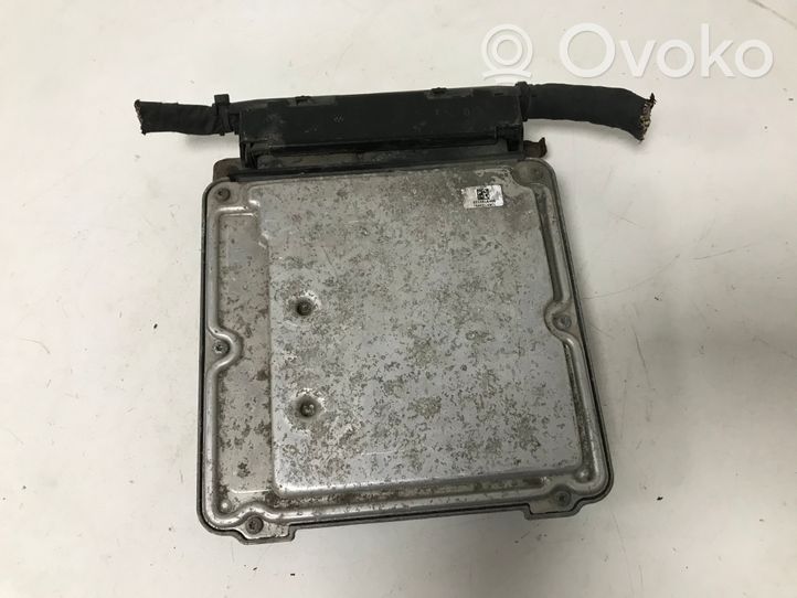 Volkswagen Tiguan Sterownik / Moduł ECU 03L906022HA