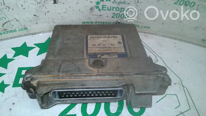 Renault Kangoo I Calculateur moteur ECU 7700104956