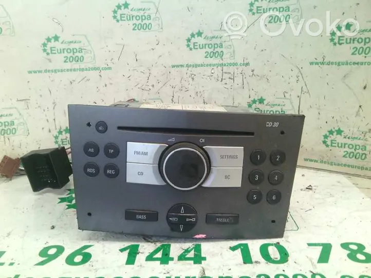 Opel Astra H Panel / Radioodtwarzacz CD/DVD/GPS CD30