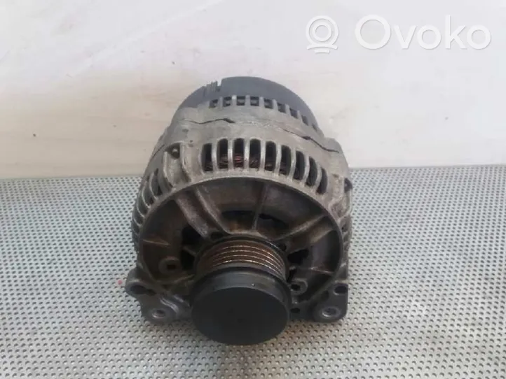 Volkswagen PASSAT B5 Alternador 0123515003