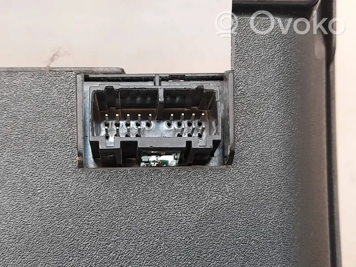 Volvo V50 Panel klimatyzacji 8623067