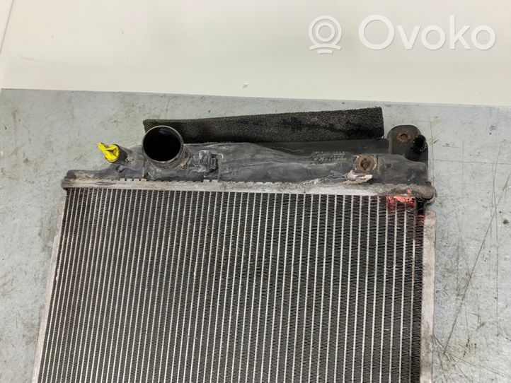 Toyota RAV 4 (XA30) Radiateur de refroidissement 