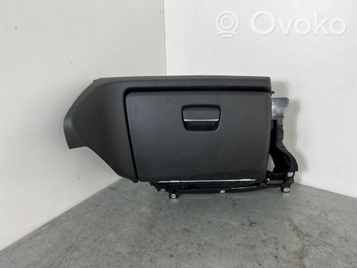 BMW 1 E82 E88 Glove box 6982681