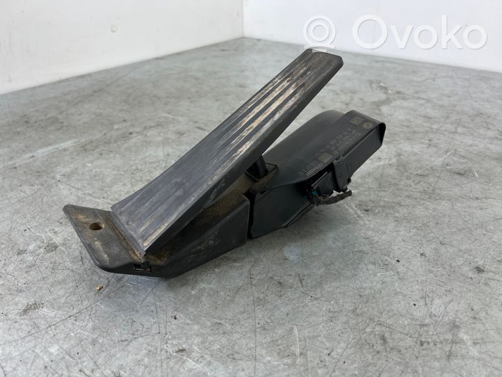 BMW 1 E82 E88 Pedal del acelerador 6786589