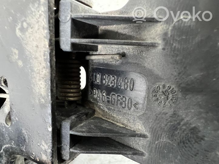 Audi Q7 4L Rygiel / Zaczep zamka pokrywy przedniej / maski silnika 4L0823480