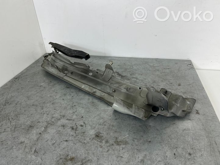 Audi Q7 4L Halterung Kotflügel 4L0805920