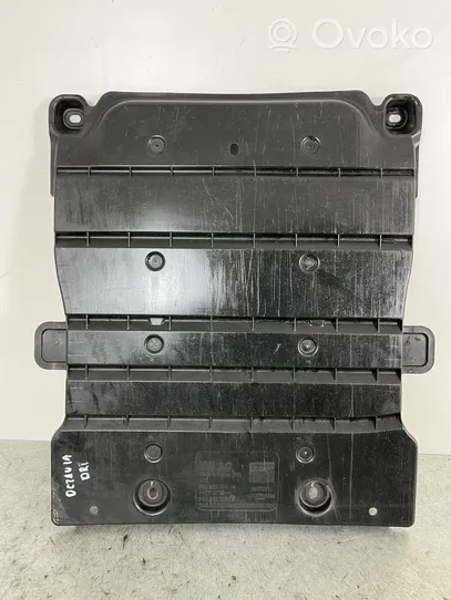 Skoda Octavia Mk3 (5E) Gearbox bottom protection 5Q0825230
