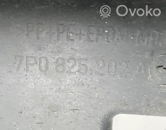 Volkswagen Touareg II Osłona boczna podwozia 7P0825202A